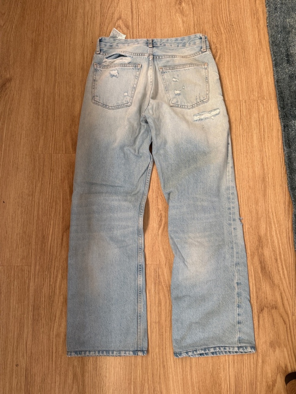 Zara Light Blue Distressed Women's Jeans - Picture 4 of 5